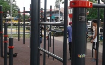 Parque De Calistenia Kenguru Pro Rojas Magallanes