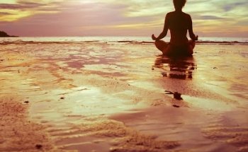 Escuela de Yoga Comunidad Kundalini