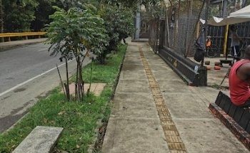 Las barras donde Ico envigado. Urban Gym. Interacción comunitaria.