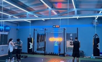 Neural, Centro de Entrenamiento