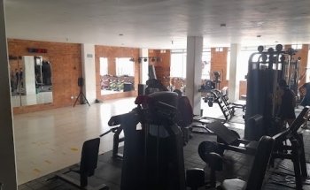 GYM GOLD STYLE