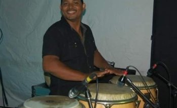 Los Patios T-lT °
