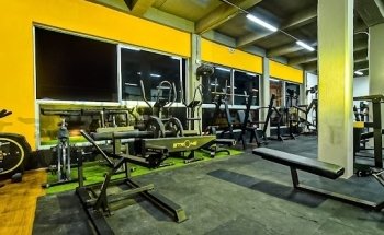 STRONG FIT Cartagena