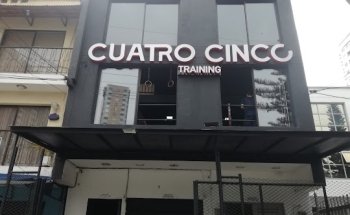 Cuatro Cinco Training