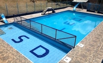 Piscina León