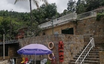 El Rey Balneario Piscina