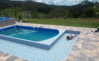 Piscinas y Exteriores