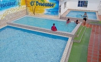 Piscina el descanso