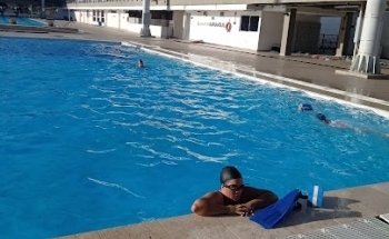 academia natacion saludable
