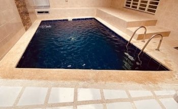 PISCINA LAPECERITA