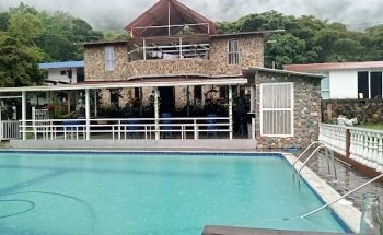 Piscina Donde Chipa
