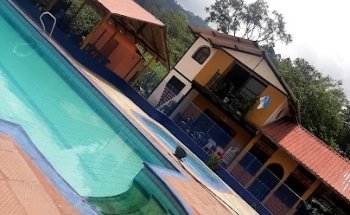 Piscina Costa Azul