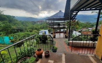 El Parque Hotel Caciques