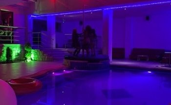 CLUB LA PISCINA