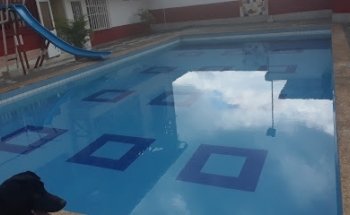 Piscina el mirador