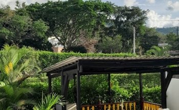 Casa El Limonar Garzón