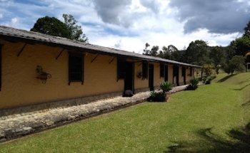 Hotel La Hacienda