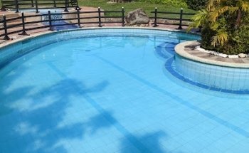 Para su Piscina - Servicios y Suministros