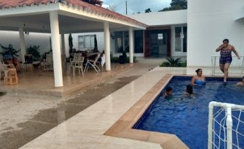 La Granja Centro Vacacional y de Eventos