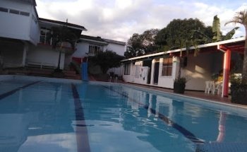 Piscina Maricristi