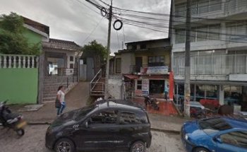 Piscina, Bar y Zona de Camping