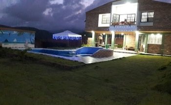 AGUALUNA COUNTRY club