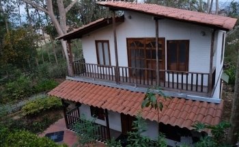 Piedra Partida Hostal