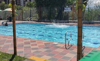PISCINA # 1