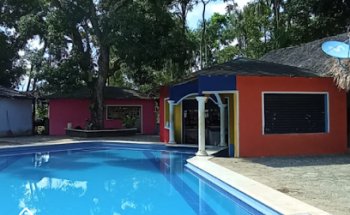 Centro Recreacional Acuapez