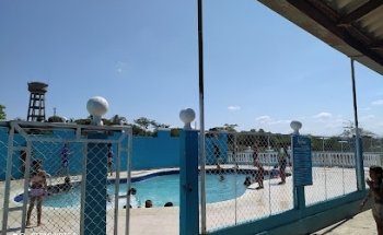 LOS RANCHOS ESTADERO PISCINA Y RESTAURANTE