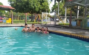 Piscinas De Agua clara