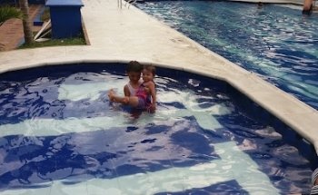 La Fonda piscina