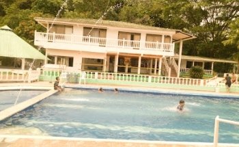 Centro Vacacional Colina Campestre