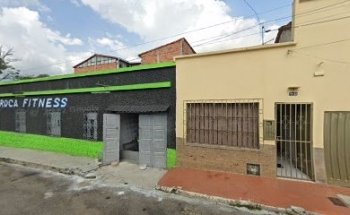 Gimnasio La Roca Fitness