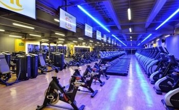 Gimnasio Smart Fit Castilla