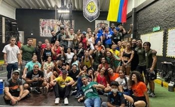 Entrenamiento Funcional FyF BOX