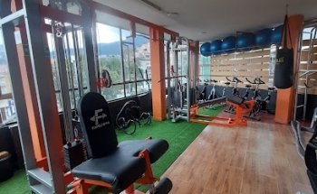 PLANET GYM