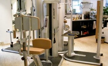 Fit im Salon
