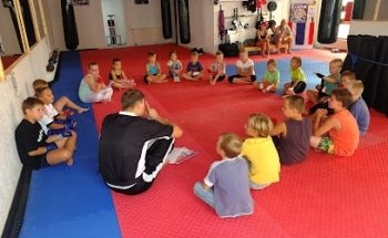 Golden Ground Gym, Fachsportschule für Kickboxen, Kinder Kickboxen, Kinder