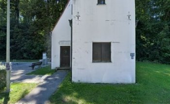 Kneippbecken & Fitnessgeräte am Pumpwerk