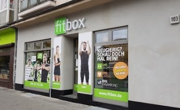 EMS gym fitbox Berlin JFK Square