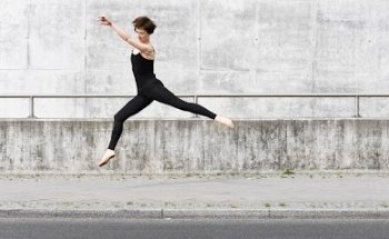Afra Sentner - yoga bewegung tanz