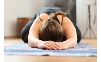 Kristin Ruhaas-Wartenberg - Yoga Liebe Berlin