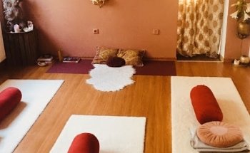 Raum für YinYoga, ganzheitliche Körperarbeit und Massage
