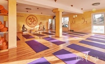 Ollis Yoga