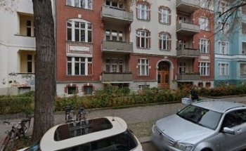 Triyoga Akademie Urvasi Leone