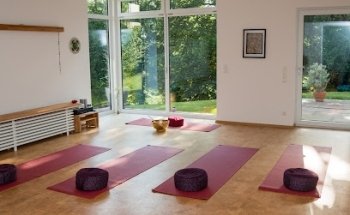 Yoga priti - Connys Yoga und Pilatesstudio Kirchheimbolanden
