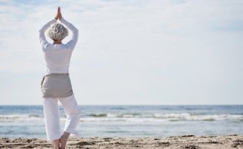 LEBE DEINE ESSENZ Yoga & Transformation