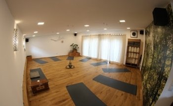 Yoga- und Gesundheitsstudio Lebegut
