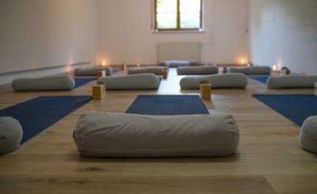 LIANKA YOGA